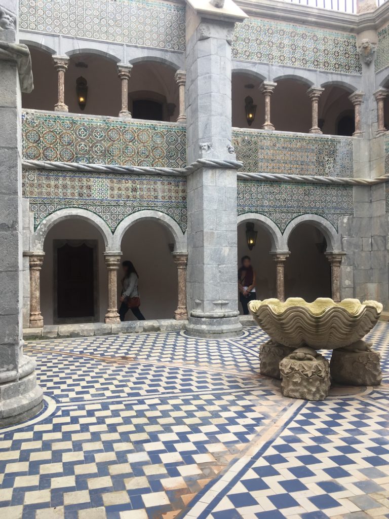 ポルトガル　ペーナ宮殿